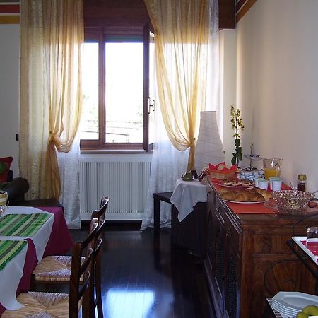 La Boheme Bed & Breakfast เวโรนา ภายนอก รูปภาพ