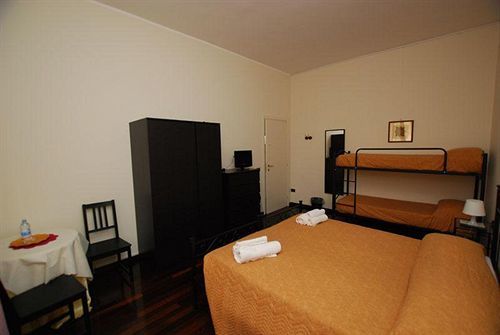 La Boheme Bed & Breakfast เวโรนา ภายนอก รูปภาพ