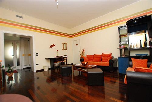 La Boheme Bed & Breakfast เวโรนา ภายนอก รูปภาพ